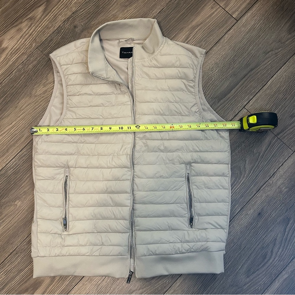 NWT Tahari Men’s Beige Vest